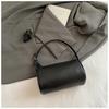 Bolsa Travesseiro Simples Casual de Ombro Único Estilo Coreano para Mulheres 2025 Verão Novo Estilo de Moda Bolsa Quadrada Pequena Transversal