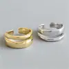 Anillo de plata estilo coreano estilo frío simple superficie con patrón de onda irregular anillo abierto de doble capa para dedo índice femenino