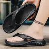 Chanclas de EVA para hombre 2026 nuevo estilo de alta gama casual de verano de moda antideslizantes suela suave zapatos de playa para exteriores
