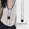 Collar Mini de Luna Creciente en Gamuza Diseño Femenino Sentido Exquisito Colgante Usar Apilado Usar Cadena Versátil Decoración Moderna