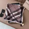 Bufanda Cuadrada Pequeña con Borlas y Estampado de Ponis de Nuevo Estilo, Bufanda de Cuello con Borlas de Moda, Bufanda Delgada para Mujer