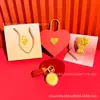 Chaveiro de Biscoito Dourado Puro para Recém-Casados Felizes Buquê de Flores Criativo Conjunto de Presente para Dia dos Namorados e Dia dos Namorados Chinês Atacado Personalizado