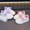 Zapatillas para niñas, estilo nuevo primavera y otoño 2026, zapatos de moda para niños mayores, zapatillas deportivas casuales de caña baja con suela blanda para niños