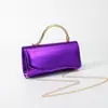 Bolso de mano minimalista de metal con asa europea y americana en forma de serpiente, un clutch chic y atrevido con estampado de serpiente, un diseño único para eventos nocturnos