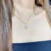 Aretes Doble Flor Camelia Ópera Italiana Bucciarati Rombo de Encaje Glaseado Trébol de Cuatro Hojas Anillo Abierto