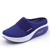 Zapatillas de verano coreanas de media punta zapatos blancos para mujer sin tacón slip-on zapatos para mujer zapatos perezosos talla grande zapatos planos