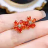 Venta al por mayor de fábrica explosiones pendientes de zafiro rojo natural plata S925 incrustados piedra principal 2.5*4 vendiendo en Europa y América