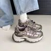Zapatillas de papá transfronterizas para mujer, nuevo estilo 2026, transpirables, casuales, atléticas, zapatillas para correr, ligeras, versátiles, adecuadas para estudiantes, inspiradas en el estilo de "Forrest Gump"