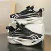 Zapatillas de malla transpirable para niños, nueva colección otoño 2026, zapatos casuales para niños mayores, de suela suave, antideslizantes, estilo robusto