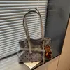 Nova Bolsa Feminina Outono 2026: Bolsa de Mão Estilosa para o Dia a Dia, Bolsa Tote de Ombro, Bolsa Grande de Ombro e Transversal