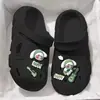 En stock 2024 Zapatos Nuevos para Hombre para Zapatos de Hombre para Pisar Estiércol Sensación Verano Exterior Exterior Playa Suela Gruesa Antideslizante Pareja Hombre