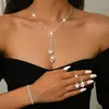 Conjunto de Collar, Pendientes y Pulsera de Corazón con Borla de Circonita de Cristal Dulce Cadena para Clavícula con Corazón de Chica Galvanizado Ecológico Estilo Europeo y Americano