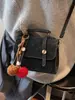 Bolso de Gama Alta de Nicho Estilo Británico Maillard 2026 Bolso Cruzado de Moda Nueva Bolso de Mano Texturizado Bolso Cuadrado Pequeño para Mujer