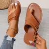 2026 Elegantes Zapatillas de Verano de Moda Europea y Americana para Mujer con Hebilla de Cuero Talla Grande Zapatos Casuales para Mujer Suela Plana Verano Transfronterizo Nuevo Estilo