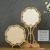 Leque Vazado Tradicional Estilo Chinês, Leque para Caligrafia em Papel Xuan e Cartão, Cabo Longo de Bambu e Madeira, Estilo Chinês com Borlas, Superfície do Leque em Branco