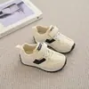 Zapatos Deportivos de Malla para Niños 2026 Verano Nuevos Zapatos Casuales Transpirables de Suela Suave para Niños Zapatos de Malla para Niñas Zapatos para Correr