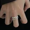 Anillo de Zirconia de Doble Capa con Patrón de Ola, Líneas Geométricas Irregulares y Textura, Anillo con Patrón de Ola de Agua de Diamante Completo para el Trabajo