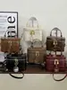Bolsa elegante com toque de luxo, bolsa quadrada pequena para mulheres, nova bolsa da moda coreana, versátil para ombro e transversal para o dia a dia