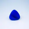 Botões Triangulares de Resina Disponíveis em Várias Cores: Preto, Vermelho, Verde Escuro, Azul, Roxo, com Textura Perolada para Roupas