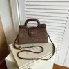 Elegante bolso acolchado de cadena en bloques de color, bolso de mano cuadrado pequeño elegante y versátil, bolso de hombro y bandolera moderno para mujer