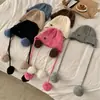 Gorro de Lana Tejido Estilo Coreano Ins para Proteger los Oídos de Mujer en Otoño e Invierno, Gorro Tejido Lei Feng Pequeño para Calentar la Cara con Correas y Gorro Volador