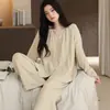 Cardigan de algodão atacado pijama feminino, novo cardigan de outono com mangas compridas e calças compridas, conjunto casual para usar em casa adequado para uso externo