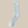 Calcetines de Coral Fleece para Mujer 2025 Nuevos Otoño e Invierno Engrosados Cálidos Postparto Maternidad Hogar Piso Dormir Calcetines Largos