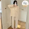 Pijama Colorido de Algodão para Mulheres, Primavera e Outono, com Bojos Embutidos, Mangas Longas e Calças Compridas, Roupa de Casa Casual Fofa para Mulheres que Pode Ser Usada Fora