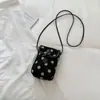 Bolso pequeño cuadrado personalizado estilo coreano para mujer, nuevo modelo otoño 2026, bolso cruzado de alta apariencia, bolso de teléfono moderno y a la moda