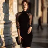 Vestido Longo Elegante de Manga Longa com Gola Alta e Tela Transparente, Novo Modelo da Moda Europeia e Americana, Slim-Fit, para Festas Noturnas