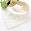 Toalha Quadrada de Veludo Coral para Lavar o Rosto de Bebê, Toalha Pequena de Cor Lisa, Absorvente e de Secagem Rápida, Toalha Quadrada Pequena com Borda Cortada Macia para Jardim de Infância, Atacado