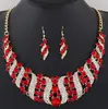 Europa e Estados Unidos exageraram joia de moda metal geométrico flash diamante conjunto de colar e brincos joias atacado 9228