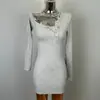 Coreia do Sul Dongdaemun Novo Produto Estilo Puro Desejo Sexy Sexy Decote Assimétrico Manga Longa Vestido Feminino com Efeito Emagrecedor Saia Justa ao Corpo