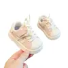 Sapatos para Bebês Meninos Sapatos Primavera e Outono Novo Bebê Solado Macio Meninas Biqueira de Concha Sapatos de Lona Casuais para Crianças Pequenas Sapatos Esportivos