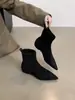2026 Elegantes Botas de Calcetín Planas de Terciopelo Mate para Otoño/Invierno Nuevas Simples Botas de Tacón Plano Adelgazantes Botines Elegantes de Punta Fina para Mujer