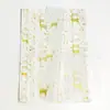 Papel de seda con diseño navideño dorado de 17 g en stock, se puede cortar y doblar para empaquetar