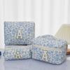 Bolsa Cosmética Portátil Grande Capacidade Floral Pequeno Armazenamento Algodão Acolchoado Portátil Flores Fofas Ins Viagem Estudantes