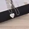 Colar Foto Moldura Prata Coreana Padrão Criativo Coração de Pêssego Moda Diária Versátil Casal Melhor Amigo Colar Atacado