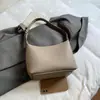 Bolso de hombro grande de alta capacidad para mujer, nuevo modelo otoño 2026, nicho de alta gama vintage versátil