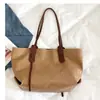 Bolso Tote Estilo Coreano con Patrón de Cocodrilo para Mujer Correa Versátil Gran Capacidad Para Viajar al Trabajo Un Solo Hombro Bolsa de Compras Estudiante Bolsa Grande