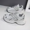 Zapatos de papá para mujer 2026 nuevo modelo de otoño, zapatillas blancas súper populares versátiles de moda con suelas gruesas y aumento de altura, zapatillas deportivas casuales X25
