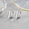 Pendientes para mujer Tachuelas de oreja con letra Adornos para la oreja Sentido del diseño de nicho Gama alta 2022 Nuevo estilo de moda Tachuelas de oreja ENFP Temperamento Retro