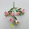 Decoración de Boda Mei Bao Arreglo Floral Artificial de Lirio de 6 Cabezas para Decoración de Mesa de Hogar y Hotel Flores Falsas