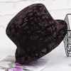 Sombreros para mujeres de mediana edad y ancianas, sombrero cálido de invierno para mamá, grueso con terciopelo, sombrero tipo cubo para personas mayores, abuela, sombrero de lana tejido para señora mayor
