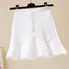 Falda de sirena de línea A de cintura alta para mujer Verano 2026 Blanca Estilo coreano Diseño de falda corta Traje con sentido del diseño Falda con volantes