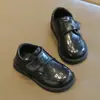Sapatos Infantis Meninas Primavera e Outono Escola Estilo Britânico Preto Solado Macio Performance com Velcro, Sapatos de Couro Meninos, Sapatos Individuais para Bebês