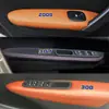 Adecuado para 11-14 Peugeot 308 Panel de Puerta Logo de Cuero 307 Reposabrazos de Puerta Cubierta de Cuero 2008 Manija de Puerta de Cuero