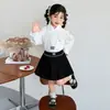 Conjunto de Camisa para Niñas Primavera 2026 Nuevo Conjunto de Dos Piezas de Primavera y Otoño para Niños Camisa Blanca Elegante con Lazo Falda Plisada