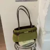Bolso de axila para mujer transfronterizo, nuevo modelo 2026, diseño de nicho, bolso de hombro para commuting, bolso de mano personalizado moderno y elegante