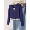 Camisa Base de Manga Larga Crop Top para Mujer, Patchwork de Bloques de Color, Falso Dos Piezas, Cuello en V, Hombro Normal, Primavera 2026, Corte Ajustado, Favorecedor